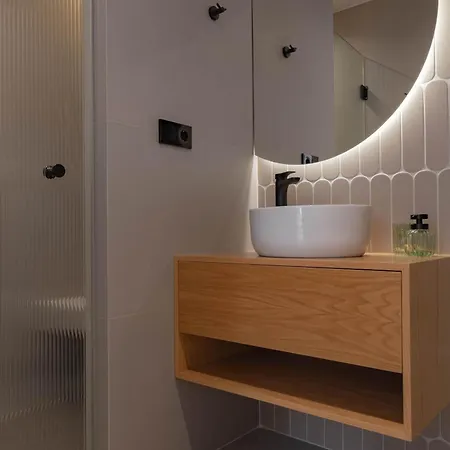 Apartman Elemoni - Grandma Eleni's Garden Stay! *